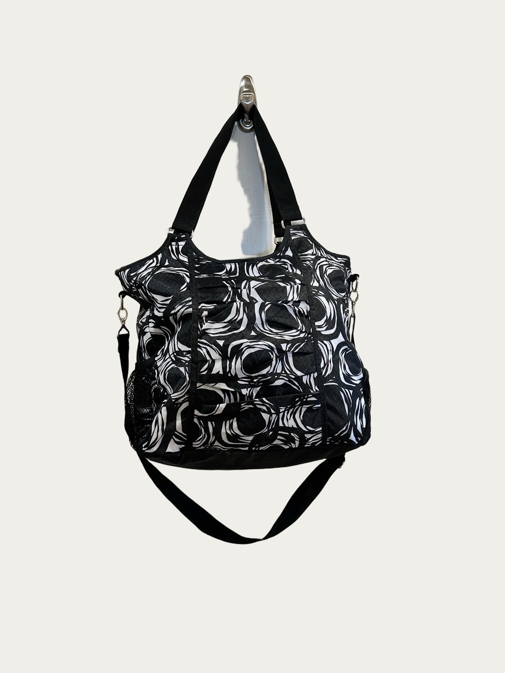 Thirty One Modern Swirl Black & White Patterned Tote Bag